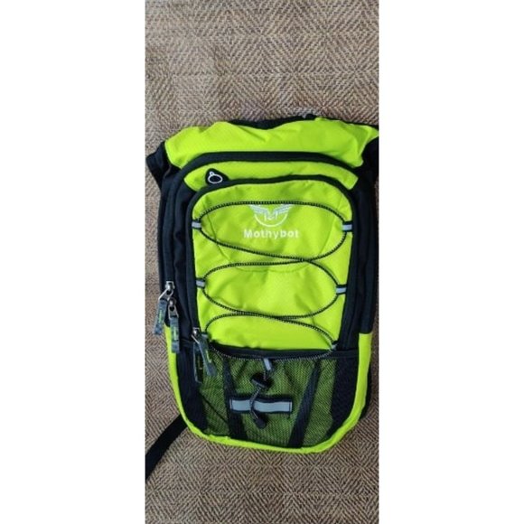Hydration Pack, Insulated Hydration Backpack with 2L BPA Free Water Bladder - Picture 1 of 3